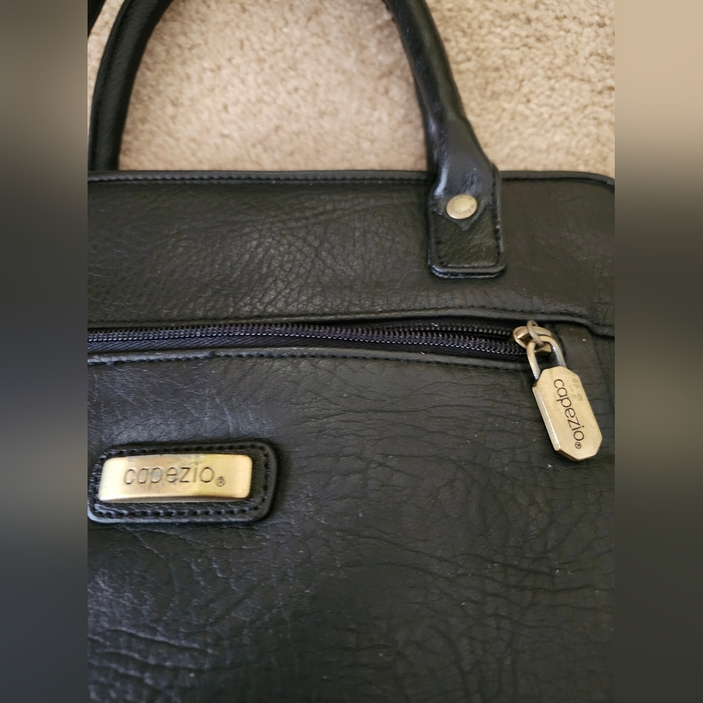 Capezio Black Crossbody Bag - Picture 2 of 11